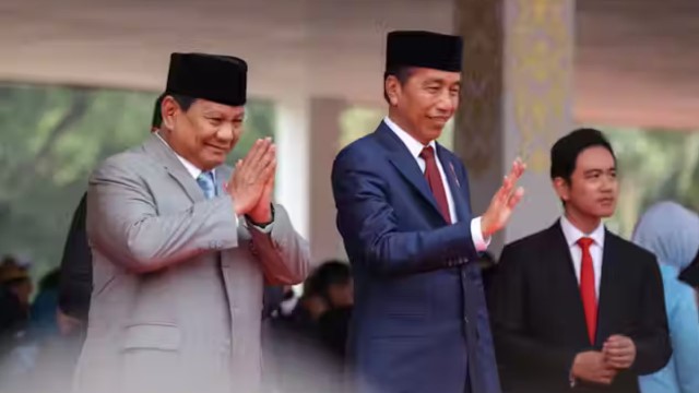 Jokowi dan Proyek Membodohi Bangsa