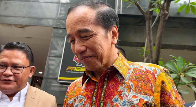 Lapor Polisi jadi Cara Jokowi Lindungi Gibran