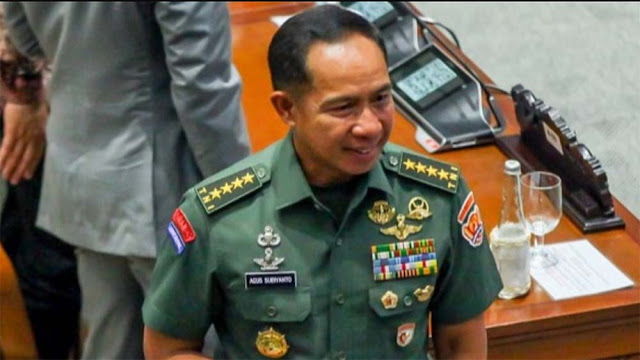 Panglima TNI Tuai Kritik Usai Polemik Mutasi Anak Try Sutrisno