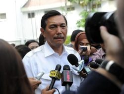 Luhut ke Pihak yang Minta Wapres Gibran Dicopot: Kau Jangan Tinggal di Indonesia!