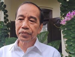 Jokowi: Prabowo Subianto Bukan Presiden Boneka!