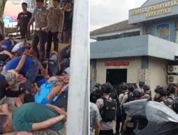 Detik-detik Ribuan Napi Kuasai Lapas di Sumsel, Sempat Sandera Ustad​​​​​​ Abdul Somat