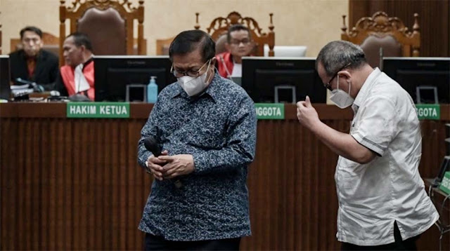 Tak Hanya Dipenjara 7 Tahun, Erintuah Damanik dan Mangapul Harus Bayar Denda Rp 500 Juta