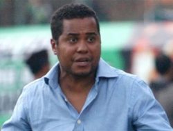 Pelatih Persik Divaldo Alves Jadi Korban di Stadion Kanjuruhan