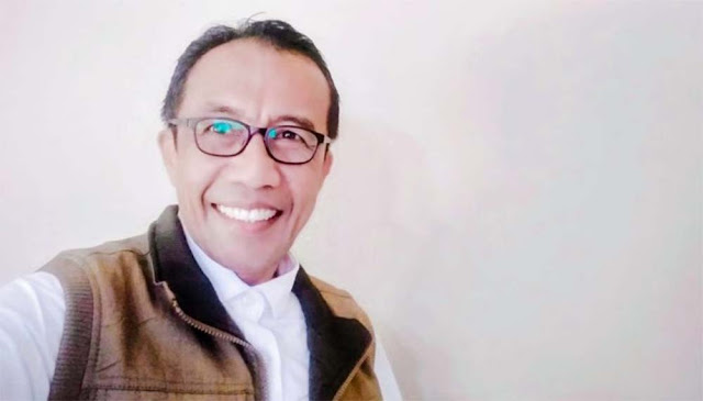 PERGESERAN PEMBANGUNAN DARI KIRI KE KANAN
