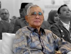 Try Sutrisno: Saya Tidak Masalah Jadi Omongan Banyak Orang, Yang Penting Saya Tidak Jual Negara!