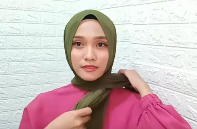 Sosok Ida Nur Hayati, Sekdes di Lamongan Viral Berduaan dengan Pak Kades Ternyata Juga Konten Kreator
