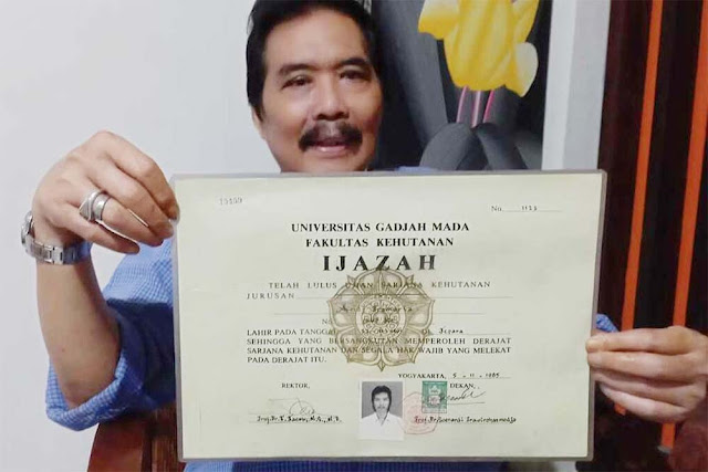Andi Pramaria Buka Suara soal Ijazah Jokowi Pakai Times New Roman