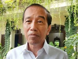 Jokowi Miliki Sindrom Létat, Cest Moi