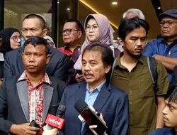 Dikriminalisasi Jokowi, Dokter Tifa Ngadu ke Komnas HAM