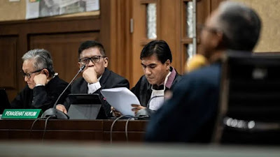 Tim Hukum Hasto Heran Harun Masiku Bisa Pindah Lokasi Berjarak 4 Km dalam Waktu 1 Detik