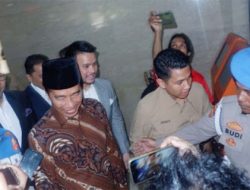 Tom Pasaribu: Polri Terlalu Membela Jokowi
