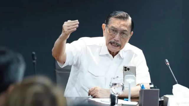 Kata Luhut: AI Kunci Untuk Perekonomian RI Capai 8 Persen!