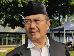 Prof. Jimly Prediksi Prabowo Bakal Lindungi Gibran dari Upaya Pemakzulan