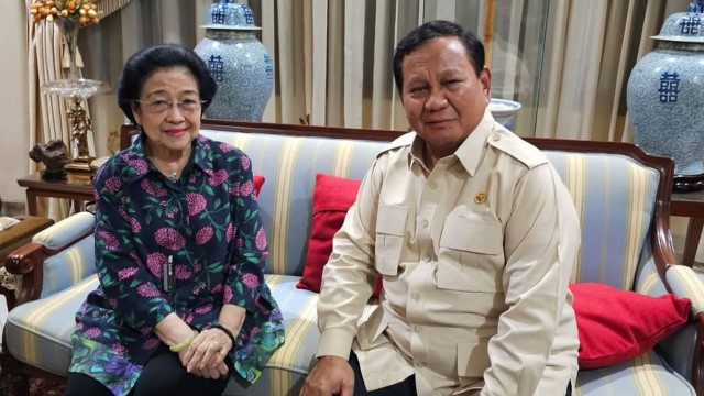 Kencang Desakan Pemakzulan Gibran, Analis Bongkar Alasan Prabowo Dekati Megawati Lewat Sufmi Dasco, Oh Ternyata...
