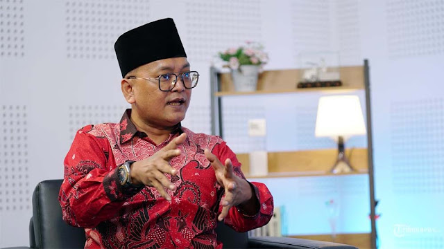 Jokowi Disebut Layak Jadi Nabi oleh Kader PSI, Guntur Romli: Fanatisme Ekstrem, Kultus Babi Buta dan Pembodohan Politik