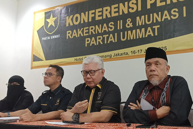 Partai Ummat Bergolak, Kader Gugat AD/ART