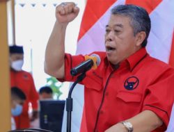 KPK Periksa Mantan Ketua DPRD Jatim Kusnadi dan 7 Orang Lainnya