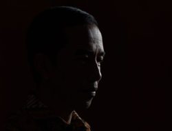 NGERI! Pengamat Geopolitik dan Intelijen Amir Hamzah: Jokowi Produk Intelijen Global