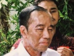 Diduga Sakit Kulit Serius, Amien Rais Serukan Jokowi Bertobat