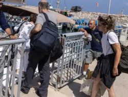 Takut Serangan Iran, Ribuan Warga Israel Menyeberang dan Tinggal di Hotel-Hotel Mesir