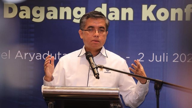 Menaker Kaget: Lebih Dari Satu Juta Lulusan Universitas Ternyata Menganggur!