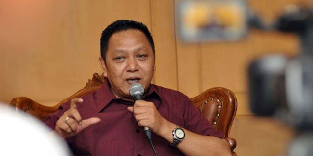 Adhie Massardi Sindir Lembaga Survei: Kalau Muncul di 1940-an, Indonesia Tak Akan Pernah Merdeka