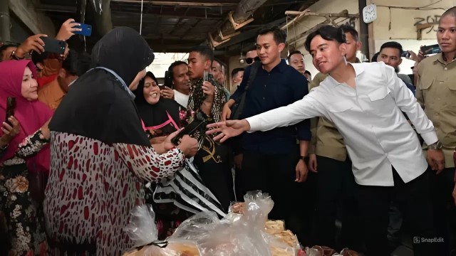 Rajin Blusukan ke Sawah & Pasar, Wapres Gibran: Bukan Pencitraan, Tapi Menyerap Aspirasi Warga!