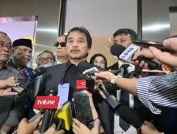 UPDATE! Geruduk Polda Metro: Roy Suryo Minta Gelar Perkara Khusus, Periksa Jokowi dan Sita Ijazahnya