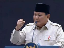 Momen Prabowo Tunjuk Hidung Koruptor: Mereka Dalang di Balik Isu Indonesia Gelap