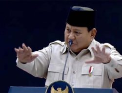 Tabuh Perang? Prabowo Diminta Waspada usai Sebut Gerakan Sipil Didanai Koruptor: Hati-hati di Jalan