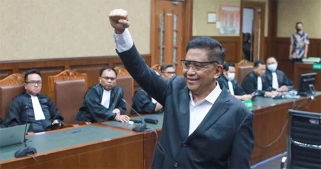 Ramalan Sekjen PDIP Meleset Dikit, Guntur Romli: Hasto Sudah Tahu Vonisnya Sejak April 2025
