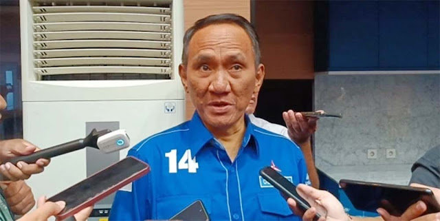 Geger Tudingan Orang Besar Jadi Dalang Ijazah Palsu, Andi Arief: Pak Jokowi Serius Menuduh Biru?