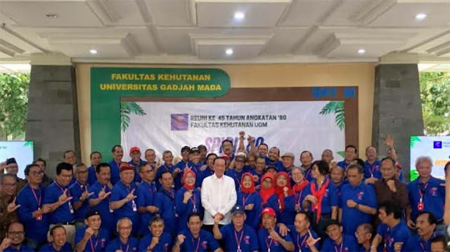 Prof. Paiman Raharjo: Hanya Orang Gila yang Tak Percaya Jokowi Lulusan UGM dan Ijazahnya Asli