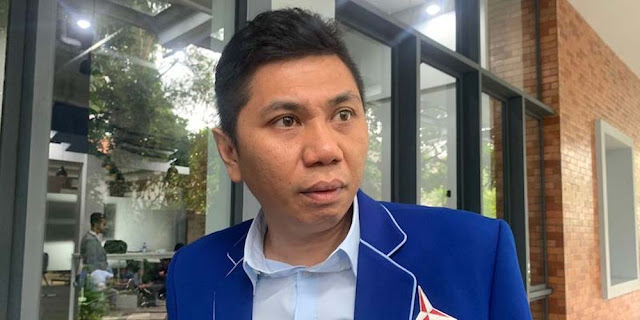 Wasekjen Jansen Sitindaon: Tuding Demokrat Dalangi Isu Ijazah Jokowi Itu Gila atau Mabuk?