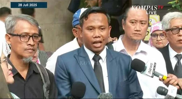 Ahmad Khozinuddin Khawatir Ruangan Polda Metro Jaya Kebakaran setelah Sita Ijazah Jokowi