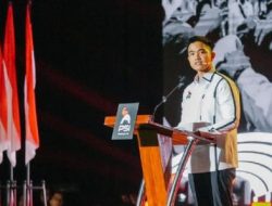 Kaesang Bela Jokowi: Bapak Tak Menuduh Partai Biru Dalang Isu Ijazah Palsu