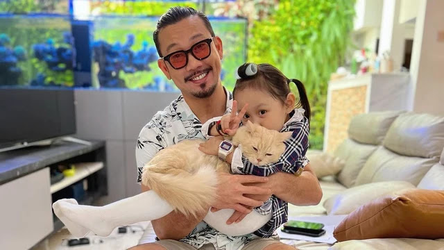 Denny Sumargo Ucap Syahadat, Kini Bebaskan Anak Pilih Keyakinan