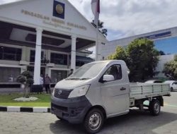 Gugatan Wanprestasi Jokowi, Mobil Esemka yang Selama Ini Gaib Tiba-tiba Muncul di Halaman PN Solo