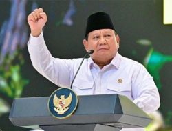 Judi Politik Prabowo: Rangkul Lawan Lewat Amnesti, tapi Pertaruhkan Komitmen Anti-Korupsi