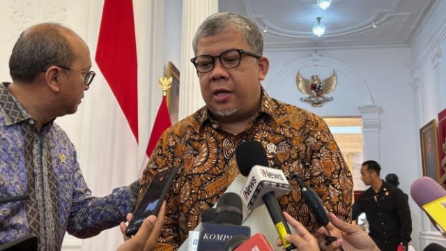 Fahri Hamzah Usul Pajak Rumah Tapak Dinaikkan, Amarah Publik Meledak: Bapak Pindah Kuburan Aja!