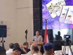 Polri Luncurkan Dua Buku Polisi Baik untuk Masyarakat