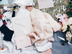 Embracing Smart Fashion Shopping in the Digital Era