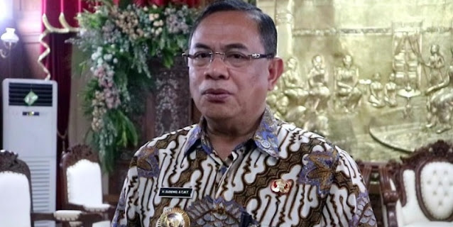 Gaya Petantang-Petenteng Bupati Pati Pelajaran Berharga untuk Kepala Daerah