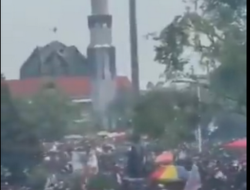 Viral Video Polisi Serang Masjid saat Rusuh Demo Pemakzulan Bupati Pati Sudewo