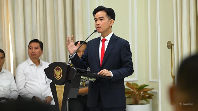 NGANG-NGONG! Ditanya Perwira TNI Lulusan S3 Soal Geopolitik, Gibran Malah Minta Pihak Lain Yang Jawab