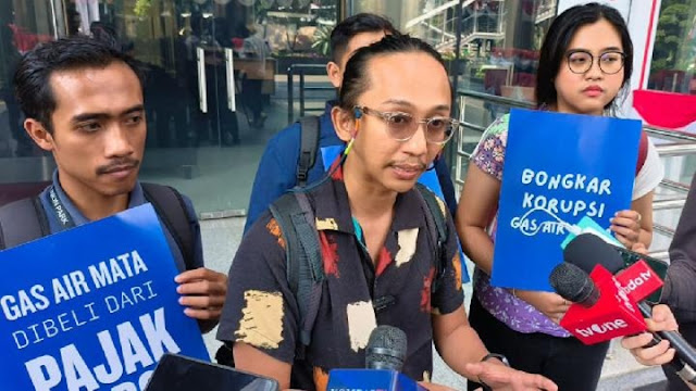 Nyaris 1 Tahun, Laporan ICW soal Dugaan Mark Up Gas Air Mata Polri Tak Ada Perkembangan