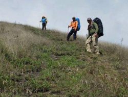 Pendaki Dievakuasi saat Memperingati HUT ke-80 RI di Puncak Gunung Bawakaraeng Sulsel, Ini Sebabnya