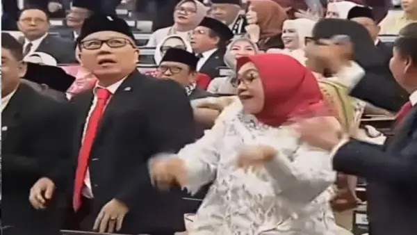 DPR Panen Gaji Rp3 Juta per Hari: Rakyat Menjerit Kesusahan!