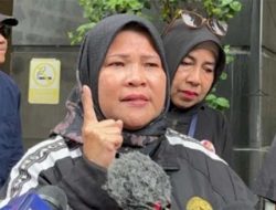 Emak-emak Heran Ikut Diperiksa Polisi, Curhatan Meryati: Negara Sudah Gaduh Gara-gara Ijazah Jokowi!